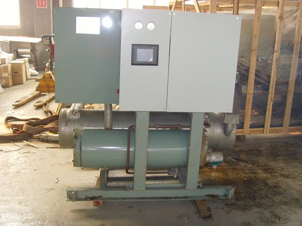 清溪镇酒店中央空调不停机清洗方法介绍